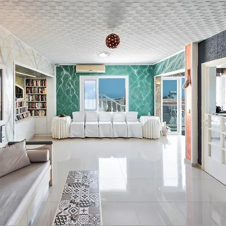 Apartamento Senior Citizen In Blue *