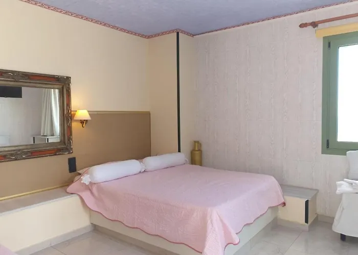 Appartement Senior Citizen In Blue Chersonissos